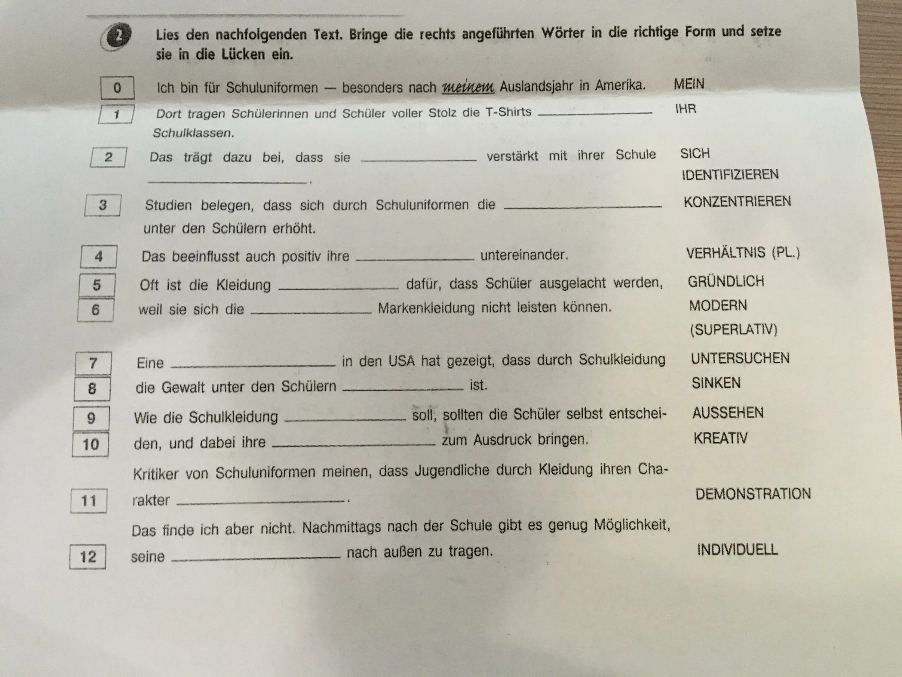 По немецкому Abschlusstest с ответами. Schreib die Sätze mit wollen. Erganze die richtige form источник. Задание по немецкому языку ergänzen den dialog. Ergänzen Sie die Sätze с dann. Dass sie hat