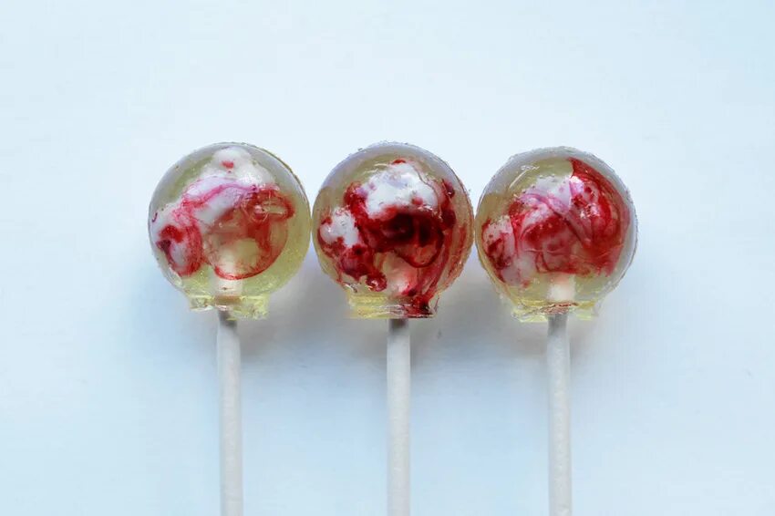 Изомальт леденцы. Петушок на палочке. Необычные леденцы. Почему леденец. Леденец сердечко.