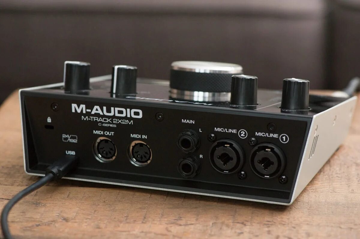 Audio m track 2x2. M-Audio 2x2m. Звуковая карта m Audio m track 2x2. M-Audio m-track II. M track com