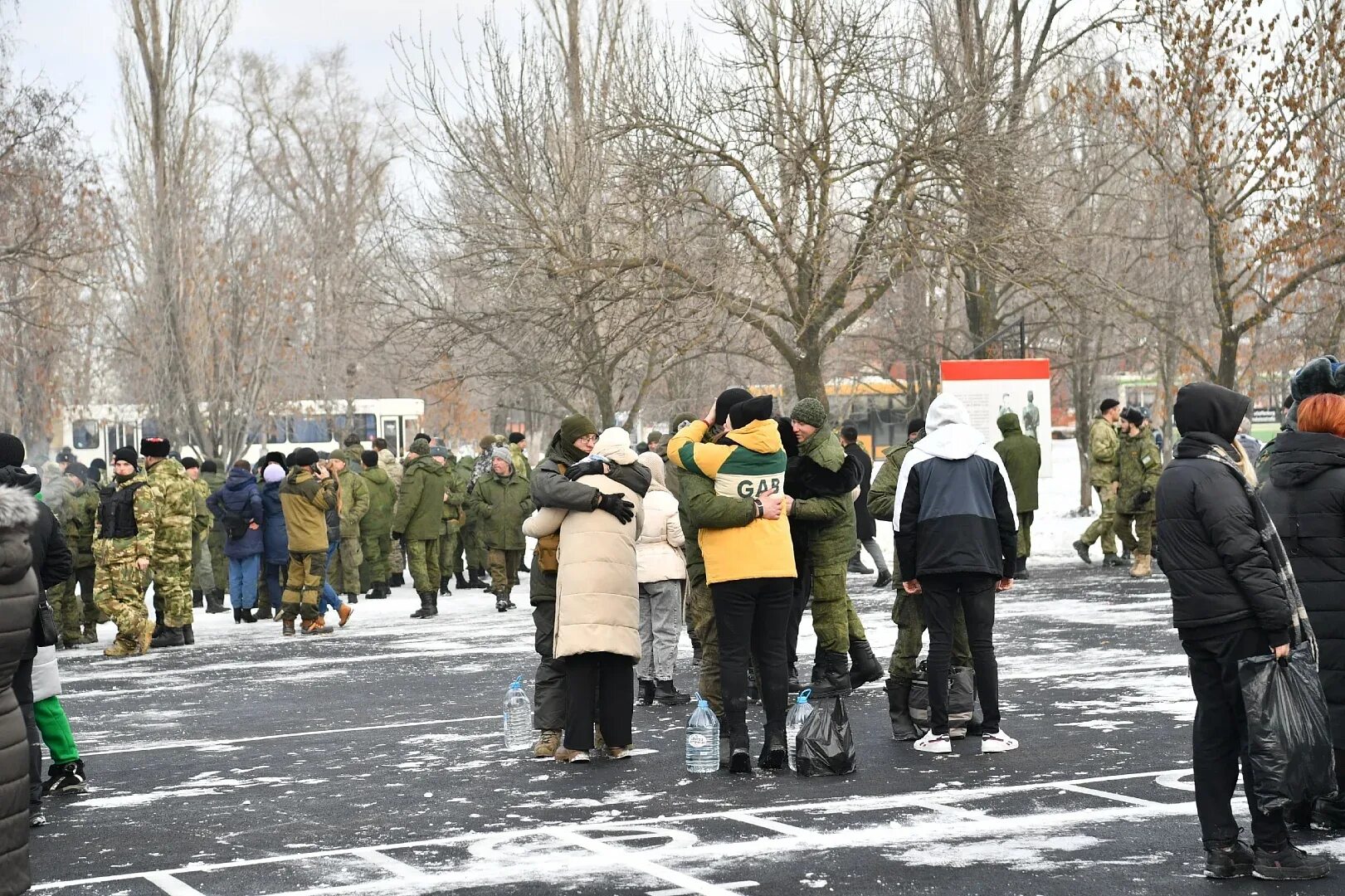 Мобилизация вчера в Саратове. Мобилизованные военнослужащие. Мобилизованные саратовцы. Новости саратовская область за сутки