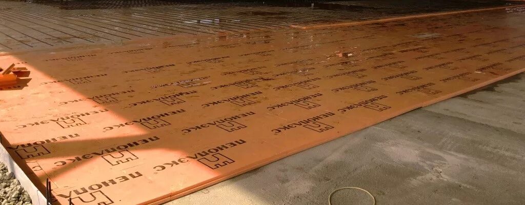 Пеноплекс утеплить пол снизу. Утепление полов в деревянном доме пеноплексом. пеноплекс под деревянный пол. пеноплекс в деревянном доме на пол. утеплить деревянный пол пеноплексом.