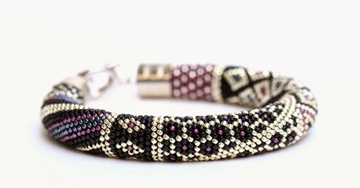 браслет из стекляруса. браслеты из плоского бисера. браслеты из плоского бисера. браслет из кожи и бисерного жгута. браслет бисер миюки miyuki.