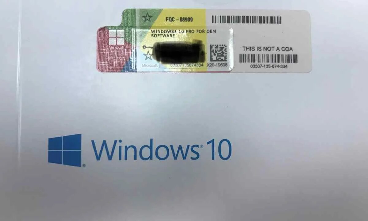 Свежий ключ виндовс 10 про. Ключ продукта на упаковке. Windows 10 Pro конверт. Ключ Windows 10. Ключ активации виндовс на упаковке.