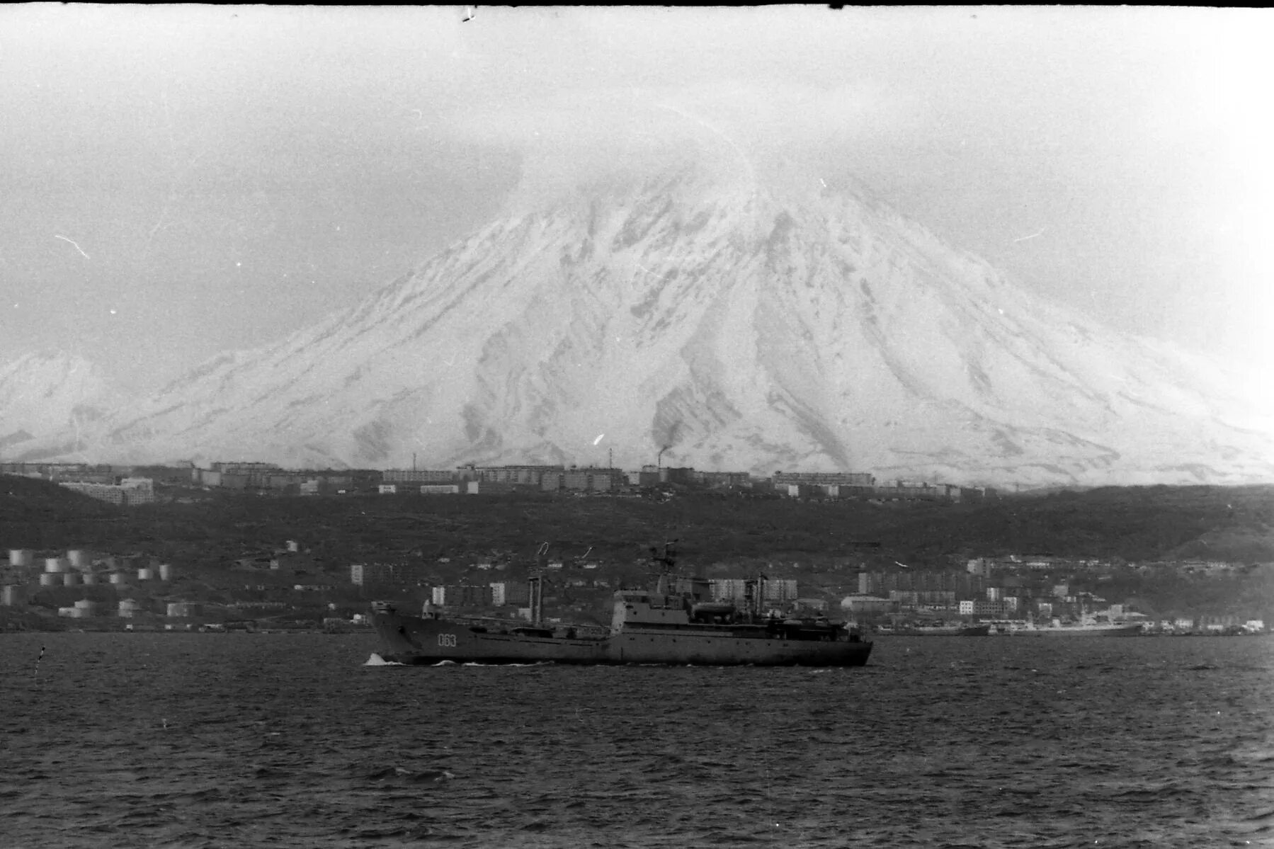 Завойко камчатка. Бухта Завойко Камчатка. Камчатка Завойко ВМФ. Поселок Завойко Петропавловск-Камчатский. Петропавловск - Завойко.