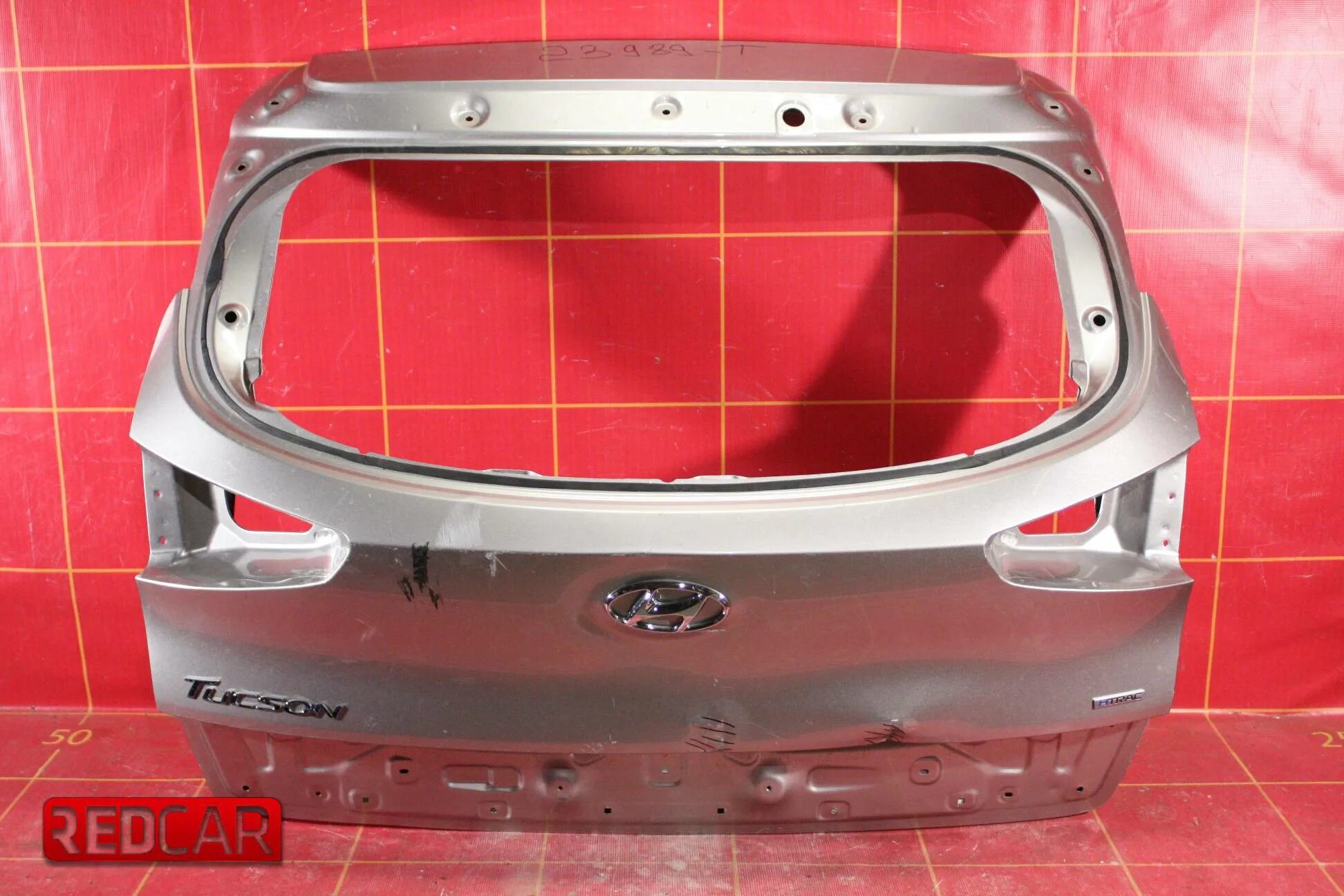 Крышка багажника hyundai tucson 3 поколения. Hyundai tucson 2008 крышка багажника. Крышка багажника для хендай туксон. Хундай туксон 2008 крышка багажника. Крышка багажника хендай туссан.