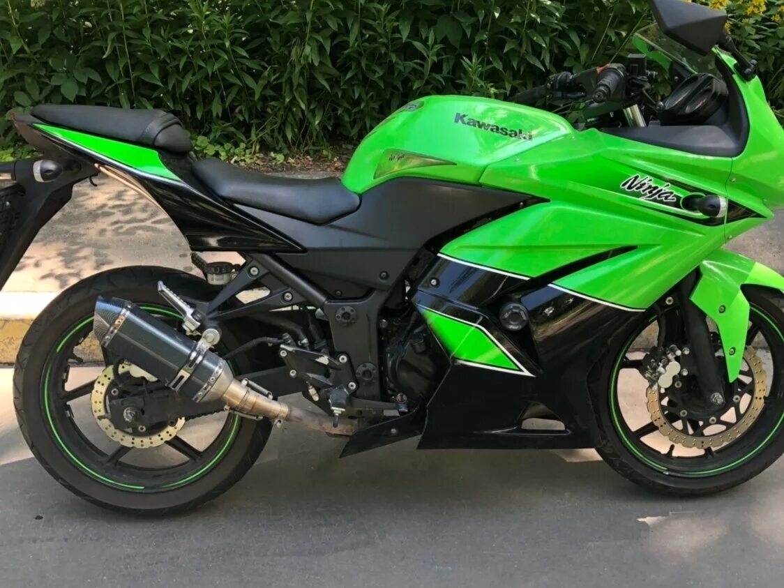 R 250 куплю. Kawasaki Ninja 250r зеленый. Kawasaki Ninja 250r. Кавасаки Ninja 250r. Kawasaki Ninja 250.