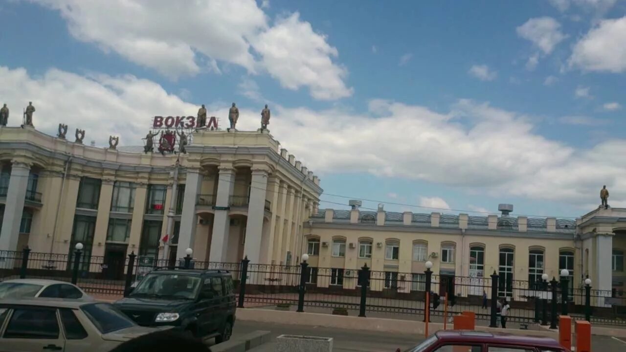 Квартира возле жд вокзала. Воронеж 3 жд вокзал. киевский вокзал воронеж. воронеж возле вокзала. кассы воронеж 1.
