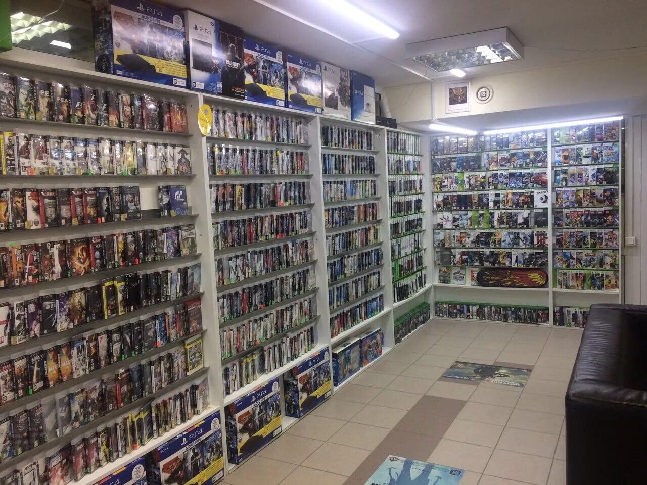 магазин игровых приставок. гейм стор екатеринбург родонитовая. магазин геймзона екатеринбург вайнера. Gamezone екатеринбург. музей компьютеров и видеоигр, екатеринбург, улица 8 марта.