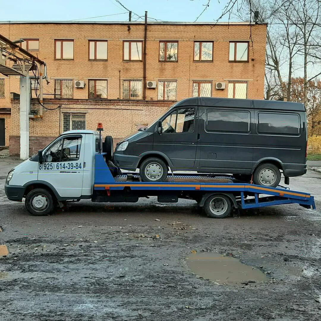 Sprinter 2020 эвакуатор. Маленький эвакуатор. Мини эвакуатор. Мини эвакуатор для авто. Эвакуатор домодедово недорого