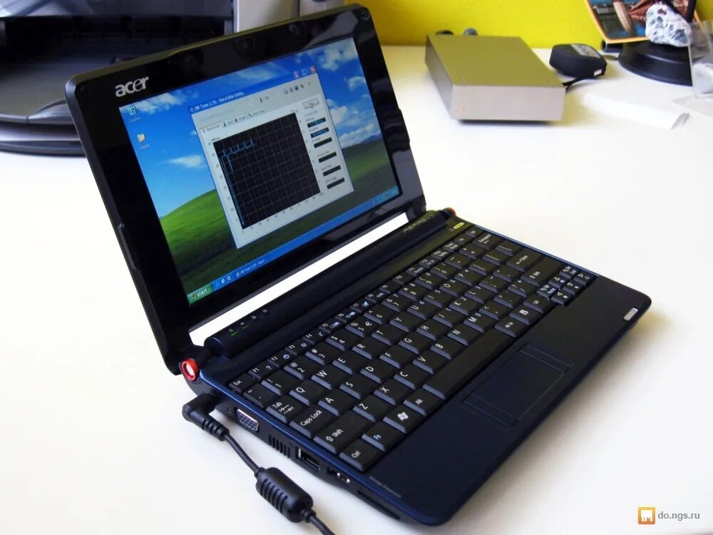 Acer Aspire one 570 нетбук. Acer нетбук Atom. Netbook Acer 1. Нетбук Acer Atom inside.
