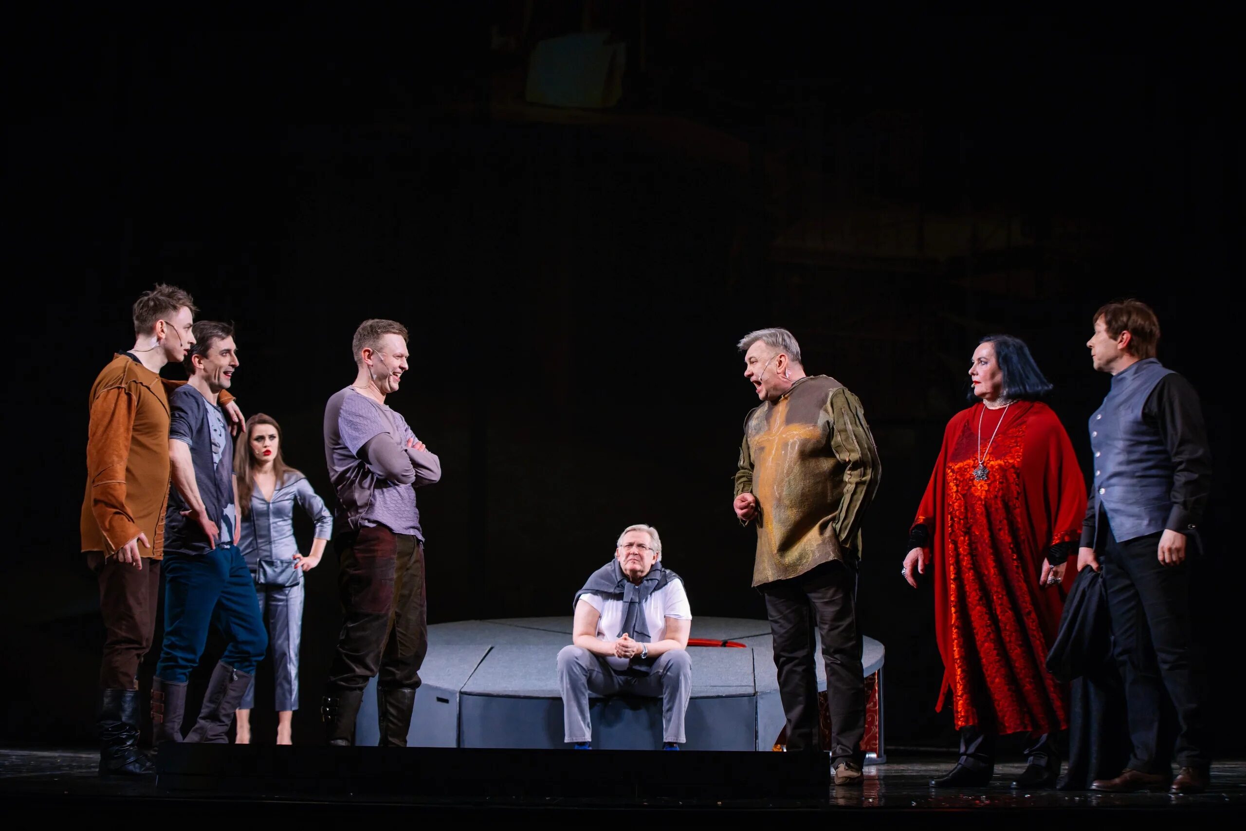 Юрий стоянов гамлет. Юрий стоянов спасти рядового гамлета. Рядовой гамлет. Спасти рядового гамлета. Рядовой гамлет.