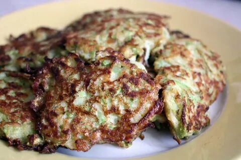 Кабачковые оладьи с молоком