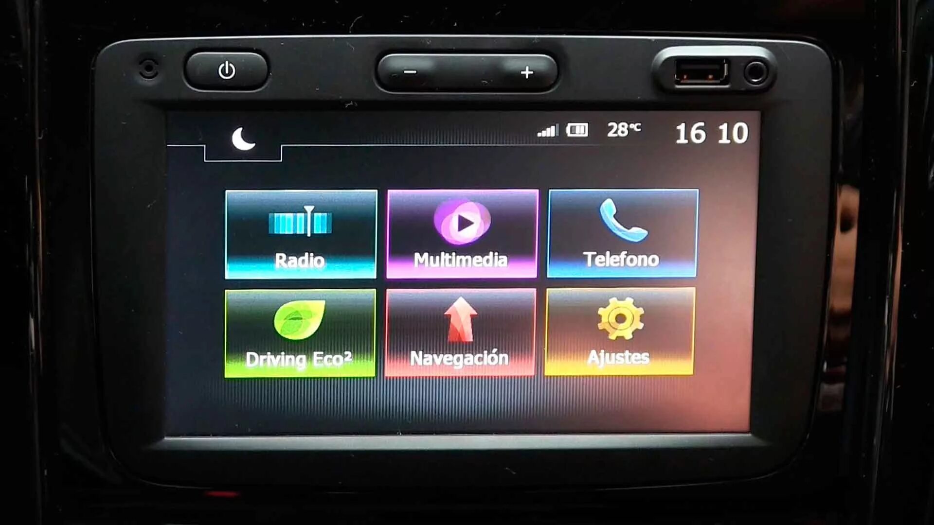 Магнитола Renault MEDIANAV EVO. Магнитола Media nav Duster. MEDIANAV В Рено Дастер. Автомагнитола Renault Media nav Evolution.