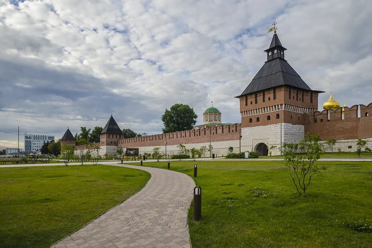 Тула Кремль. Каменный Тульский Кремль. Тульский Кремль (Россия, Тула). Центр Тулы Кремль. Тула кремль сайт