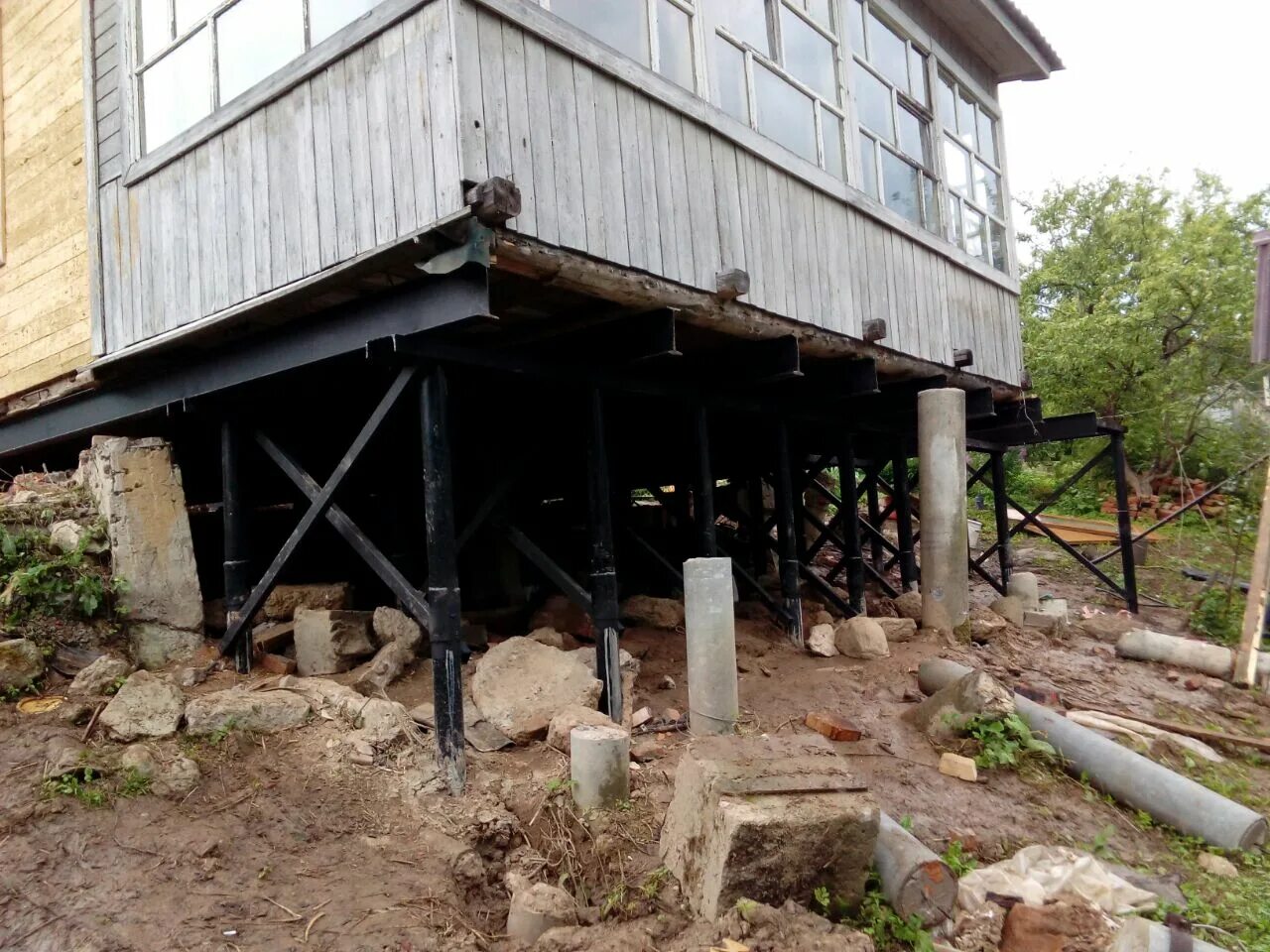 Залить сваи под дом
