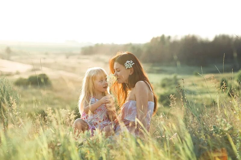 Фото уходит детство. Уходящее детство. Куда уходит детство картинки. Фотосессия куда уходит детство. Детство это я и ты слушать