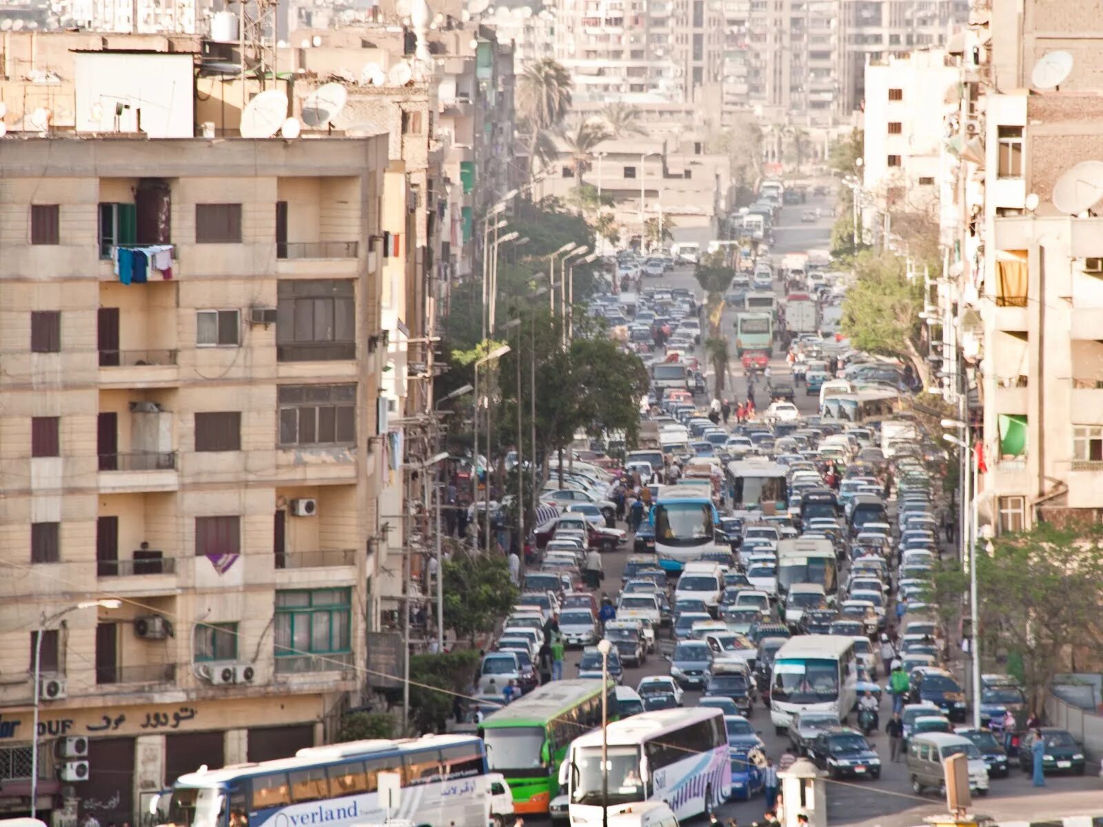 Каир прогноз. Каир улицы города Египта. Каир Египет Главная улица. Улица Каир сейчас. Светофоры в Каире.