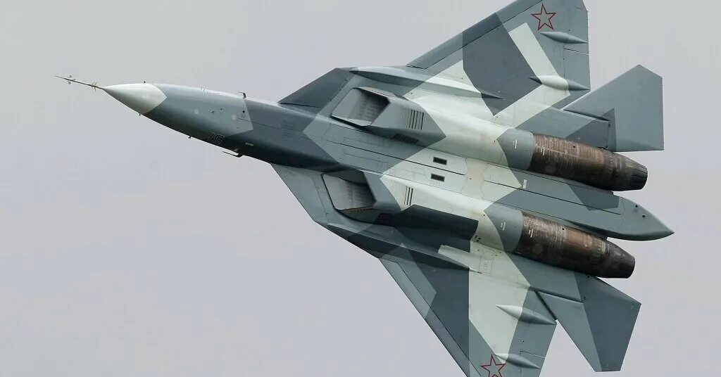 Истребители 5 го поколения. Истребитель пак фа т-50. Пак фа т-50 Су-57. Т50 ПАКФА истребитель. Истребитель пятого поколения т-50 пак-фа.