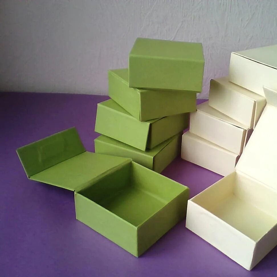 Коробочка уфа. Коробочка уфа. Квадратный подарок. Упаковка для пряничного домика прозрачная. Коробочка уфа.