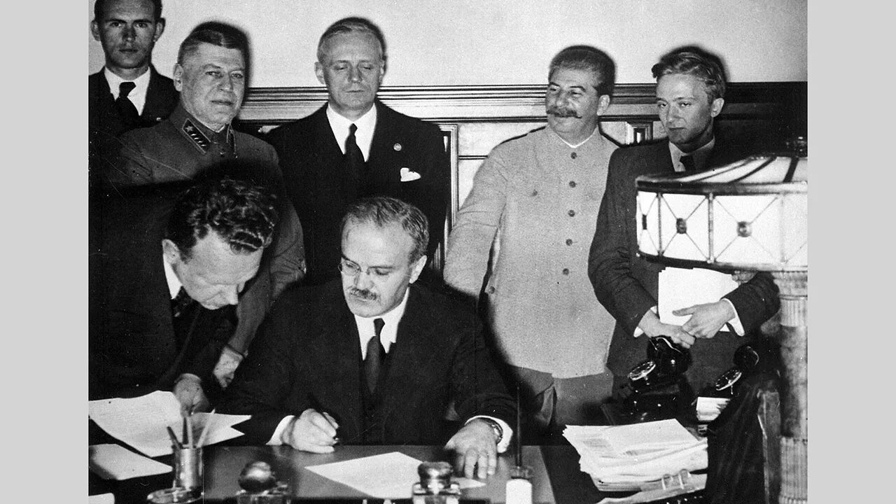 Подписание германией и японией антикоминтерновского. Антикоминтерновский пакт 1936. Подписание антикоминтерновского пакта япония. Подписание германией и японией антикоминтерновского. Антикоминтерновский пакт фото.