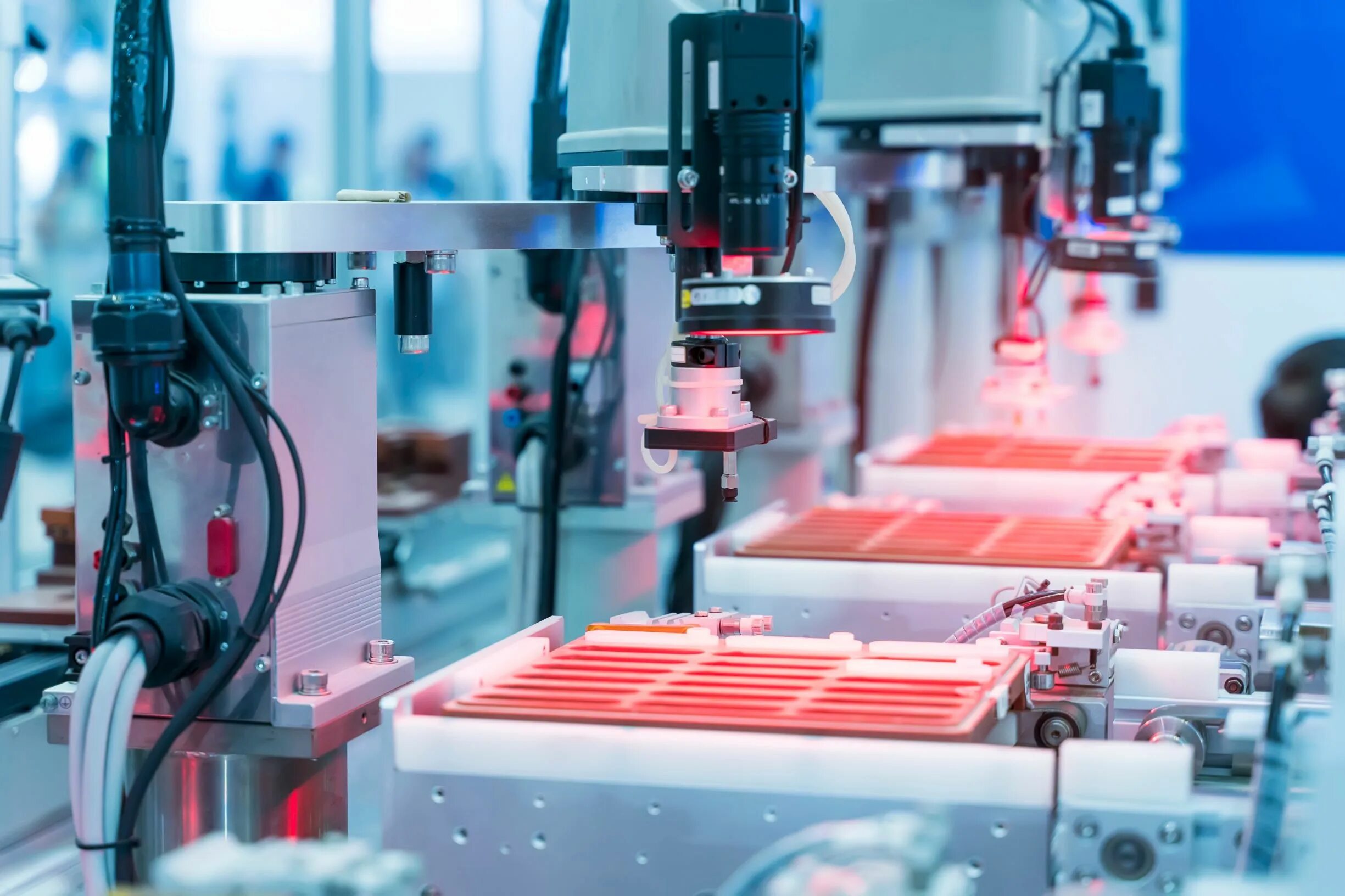 Технологические машины и оборудование. Промышленная автоматизация. Производство smc. Инновации в промышленности. Робот конвейер.