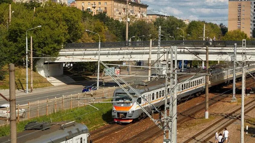 Поезда курского направления. Рижское направление. Станции и железная дорога Рижское направление. МЦД 2 Царицыно платформа. Станция Волоколамская Рижского направления.