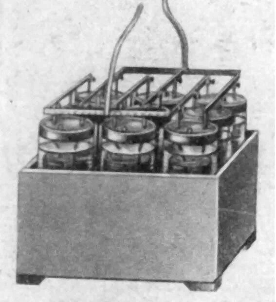 First battery. Щелочной аккумулятор Эдисона.