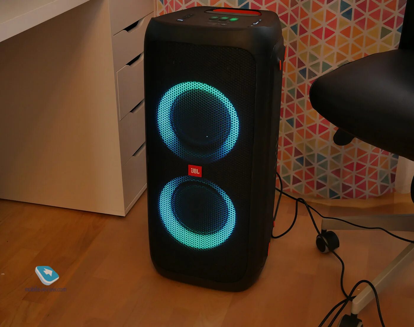 Обзор и ремонт китайско-китайской колонки JBL Charge 2+ Трансформатор Энергий Дз