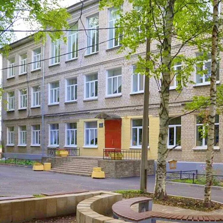 Школа 1 гатчина. Гатчинская сош 7. Школа 1 гатчина. Гатчинская сош 7. Школа 5 гатчина.