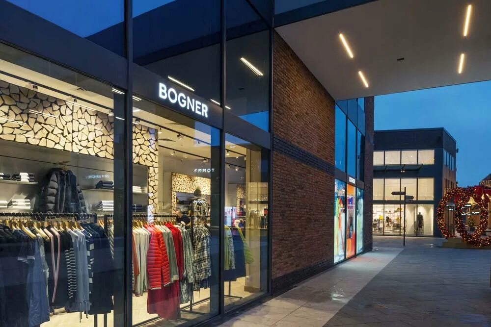 Outlet riga. Богнер аутлет. Аутлет новая Рига Москва. Аутлет Архангельское новая Рига. Аутлеты в Москве.