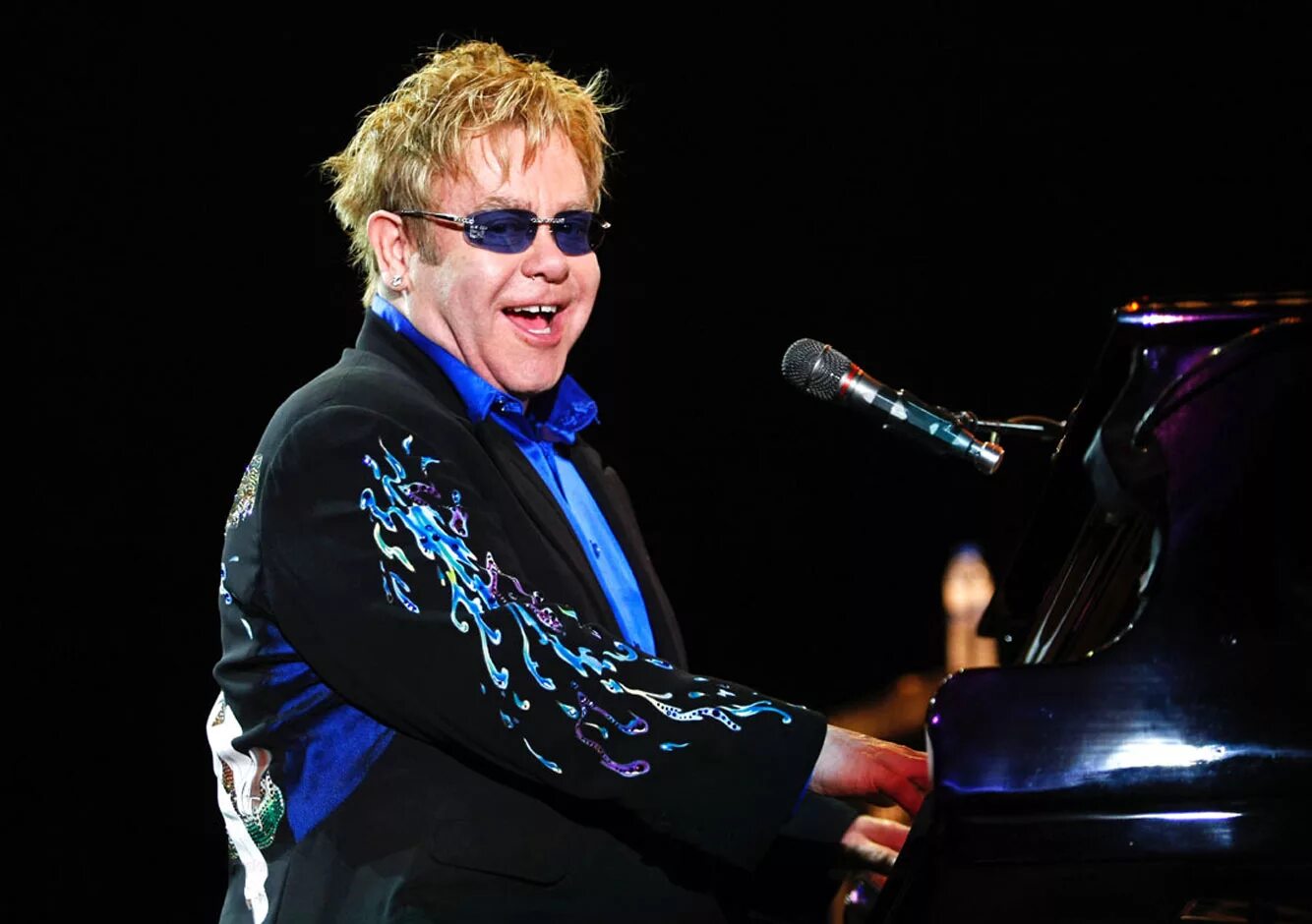 Элтон джон википедия. Элтон Джон. Сэр Элтон Джон. Элтон Джон молодой. Elton John фото.