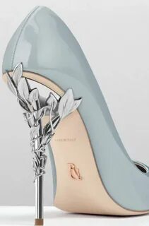 These shoes me