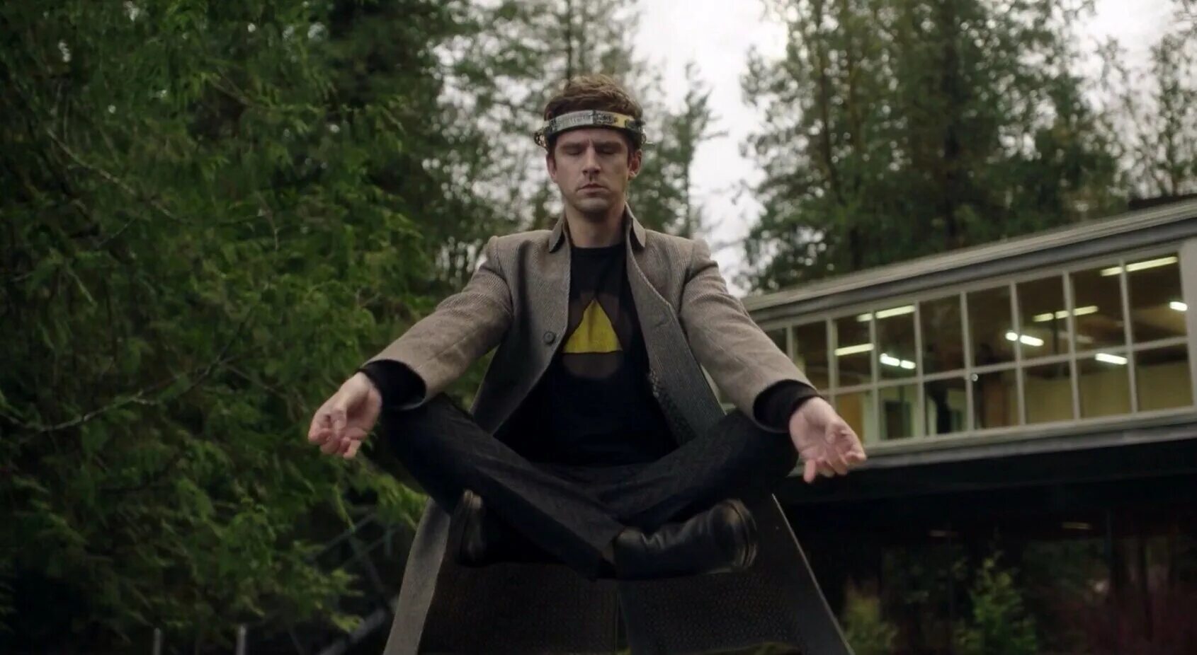 Легион 2 сезон дэн стивенс. Легион рейчел рэйчел келлер. Легион 2017. Легион сериал. Легион сериал оливер.