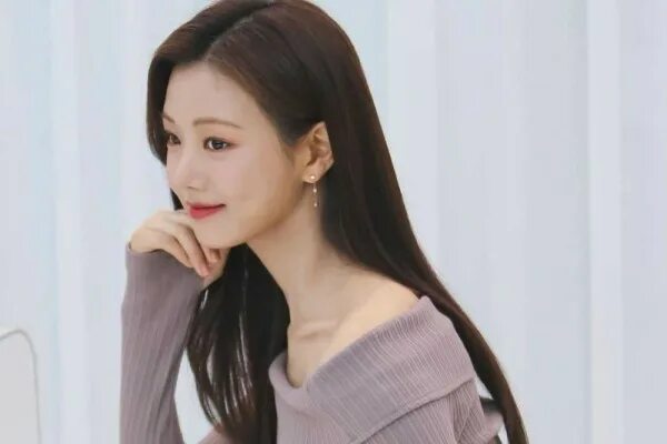 Ли сэ хи. Ли сэ хи. Lee se hee. Ли сэ хи. Lee se hee.