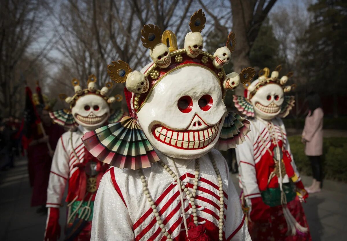 хакасия, хакасский народ шаман. день злых духов. лихо одноглазое славянская мифология. праздник блуждающих духов в китае. фестиваль сэцубун в японии.