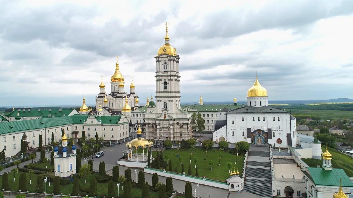 Святая почаевская лавра. Свято-Успенская Почаевская Лавра.