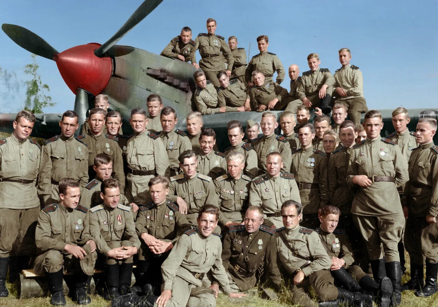 1944 сколько лет человеку. 566-Й штурмовой авиационный полк. 566 Солнечногорский авиаполк. 637 Штурмовой авиационный полк.