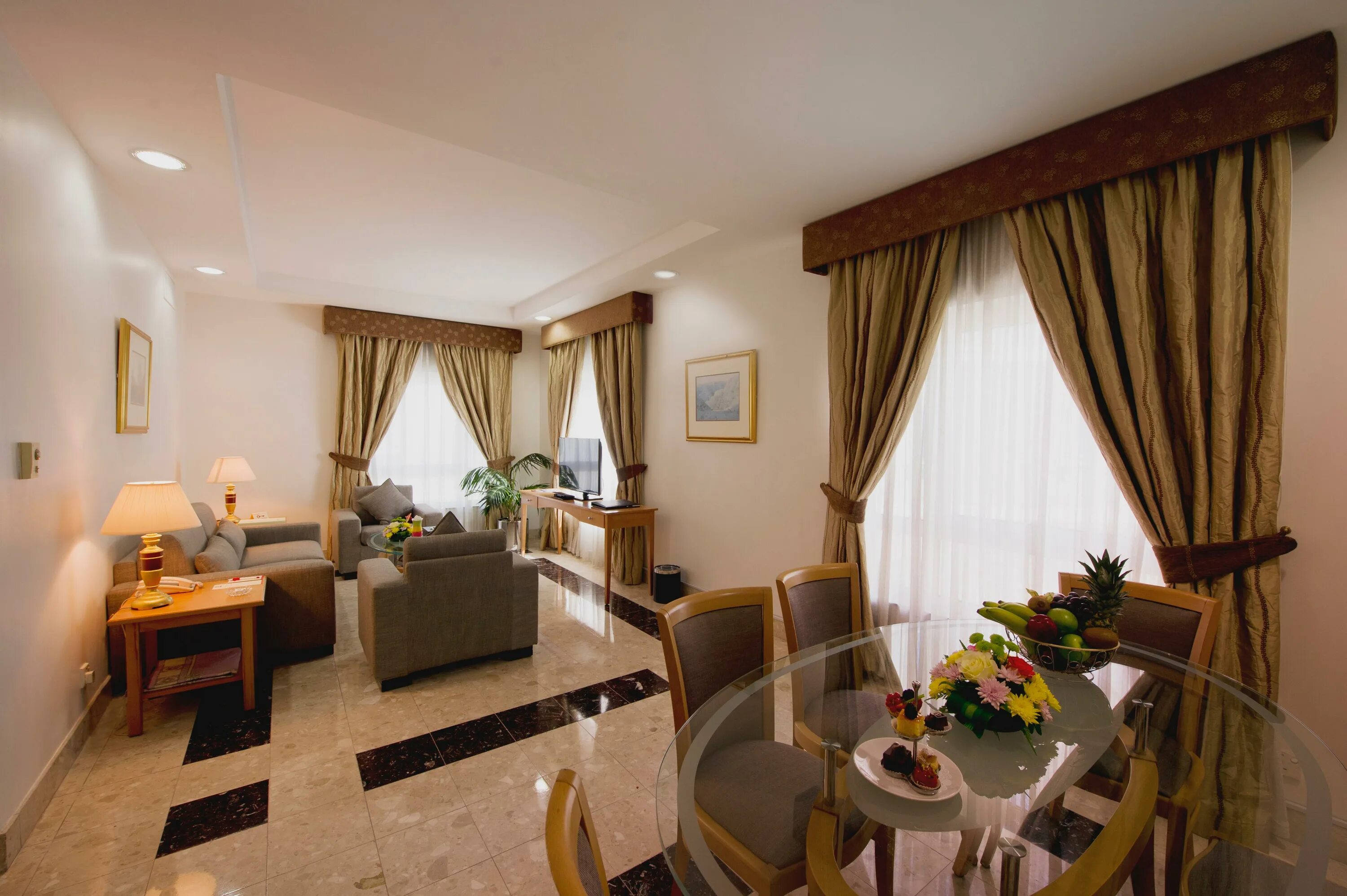 Аль бустан отель. Аль Бустан отель Дубай. Al Bustan Centre Residence Дубай. Al Bustan Centre & Residence 3*. Al Bustan Center & Residence al Nahda Apart (Дейра).