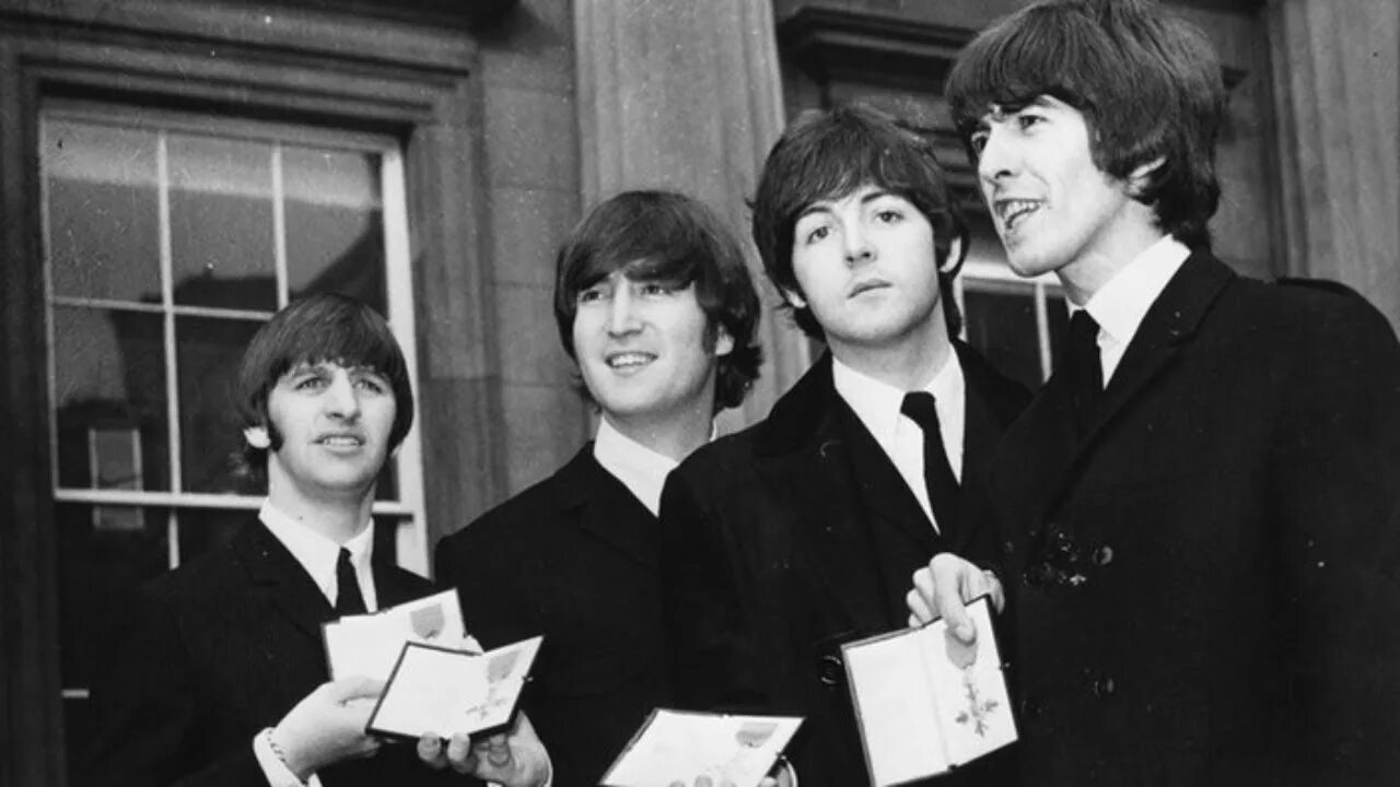 Битлз фест. Пол маккартни битлз. группа the beatles 60х. джон леннон битлз. the beatles 1965.
