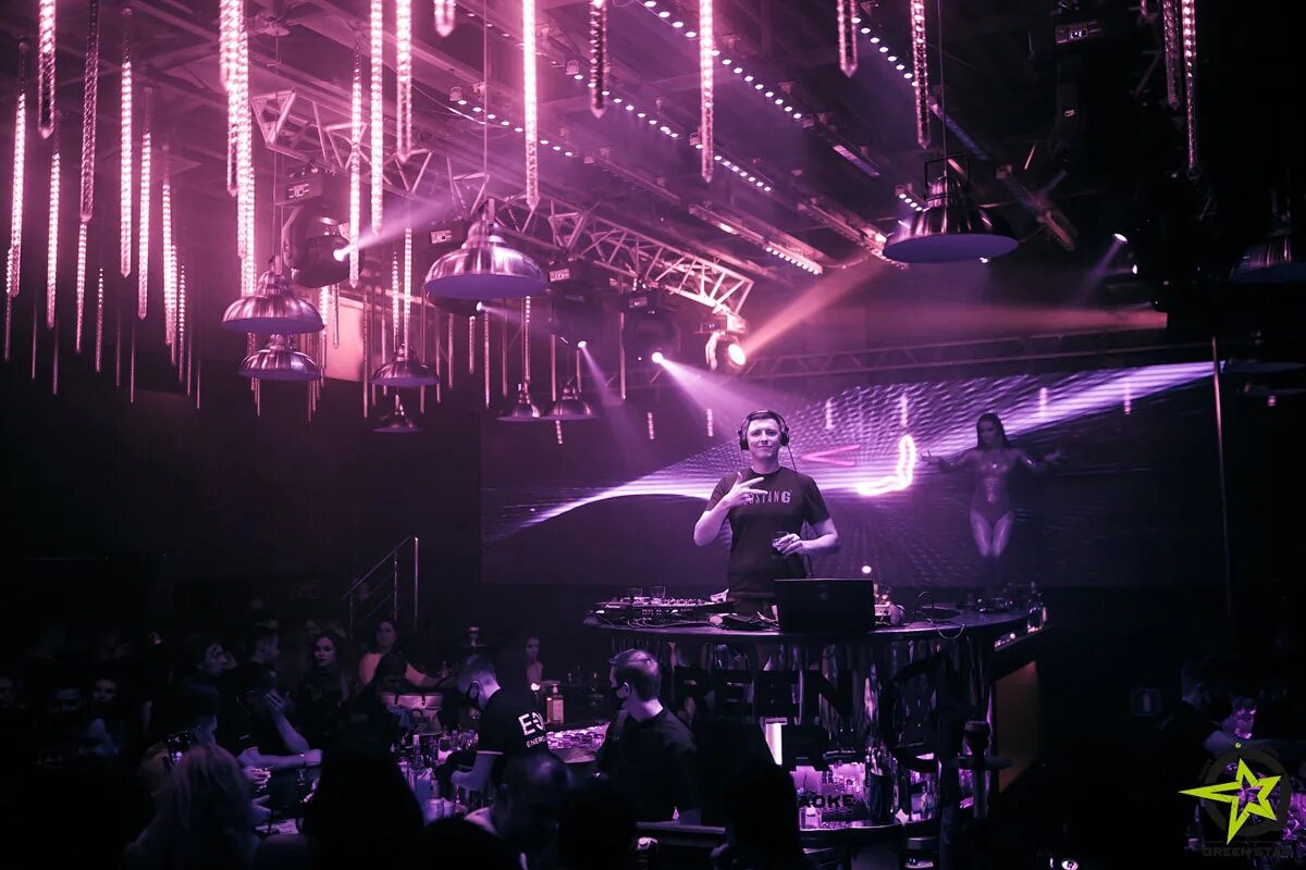 грин стар курск. гринн стар орел. клуб часы орел. гринн стар орёл клуб. орел гринн дискотека.