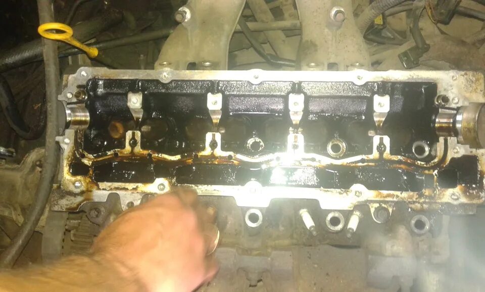 Ровер 1 масло. Rover 1.4 двигатель. Ровер 25 1.4 ремонт двигатель.