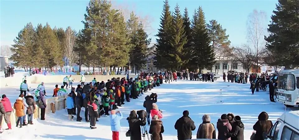 Погода крутинка на 10 дней омская область. Крутинка зима. Село Толоконцево Крутинского района Омской области. Омская область Крутинский район село Толоконцево школа. Администрация Крутинка.