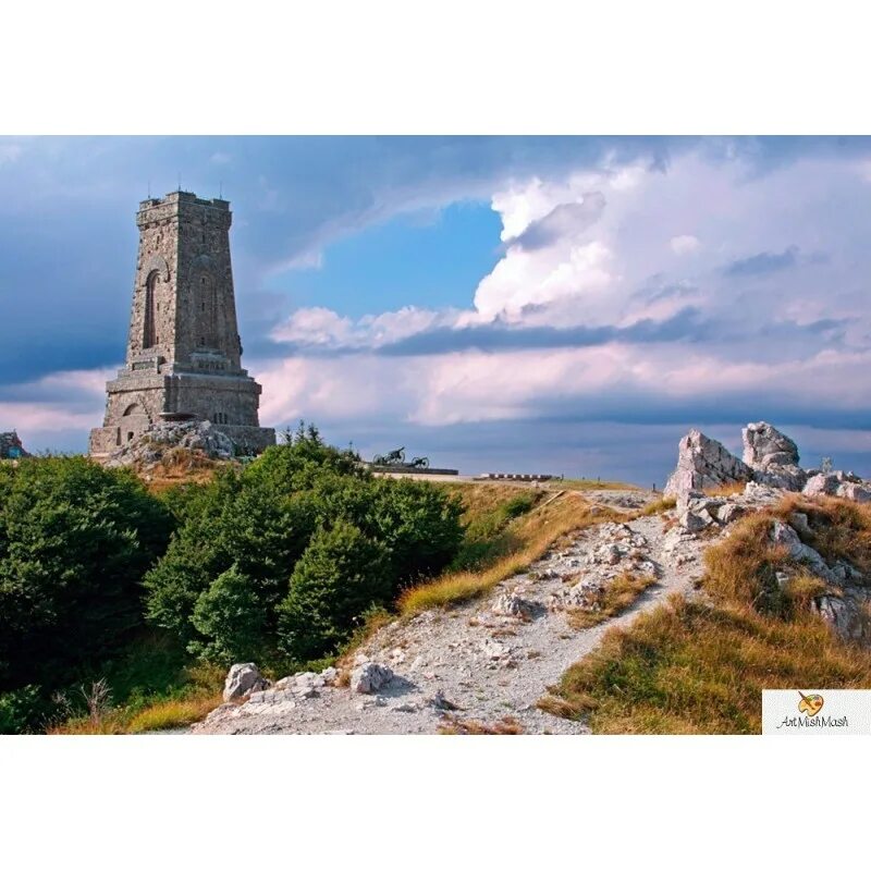 Шипка в облаках. Шипка. шипка битва. победа на шипке.