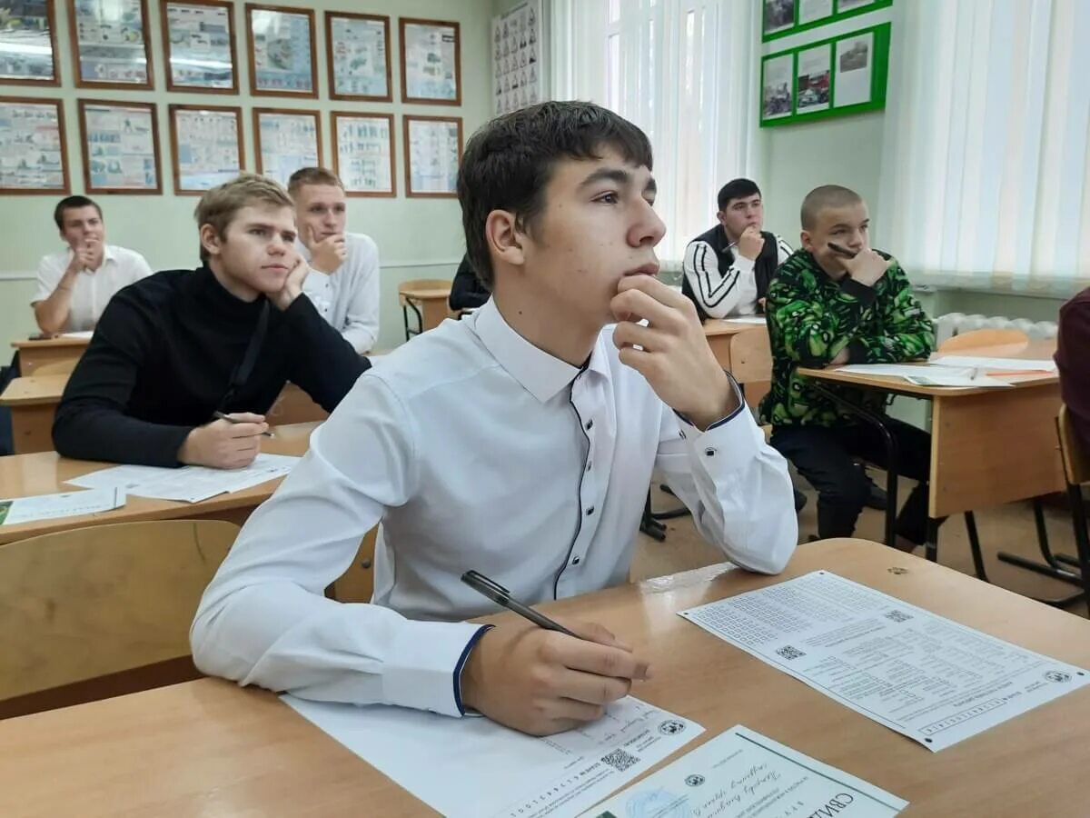 Мифи волгодонск. Колледжи волгодонска после 9 класса. Общественный колледж. Волгодонской педагогический колледж внутри. Медицинский колледж волгодонск директор.