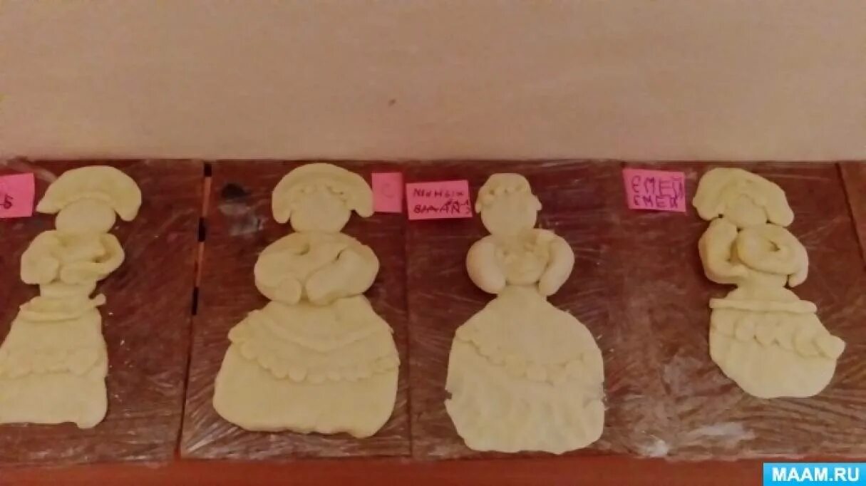 Лепка из теста в младшей группе. Барышня из соленого теста. лепка дымковская барыня из соленого теста. лепка народные промыслы старшая группа. лепка из соленого теста в подготовительной группе.