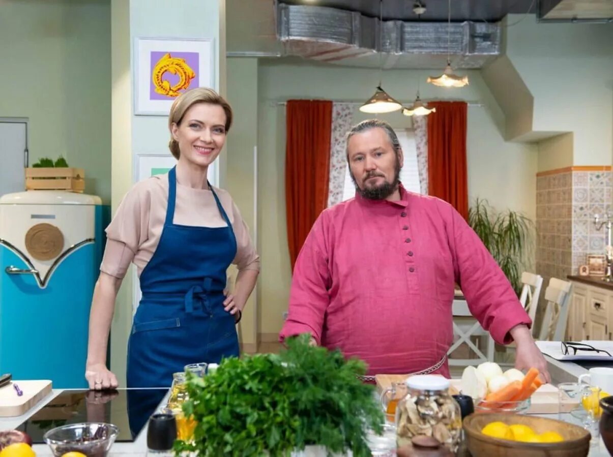 Монастырская кухня на канале спас. Монастырская кухня на канале спас. Олег розанов монастырская кухня. 11. Монастырская кухня рецепты максима сырникова на канале спас.