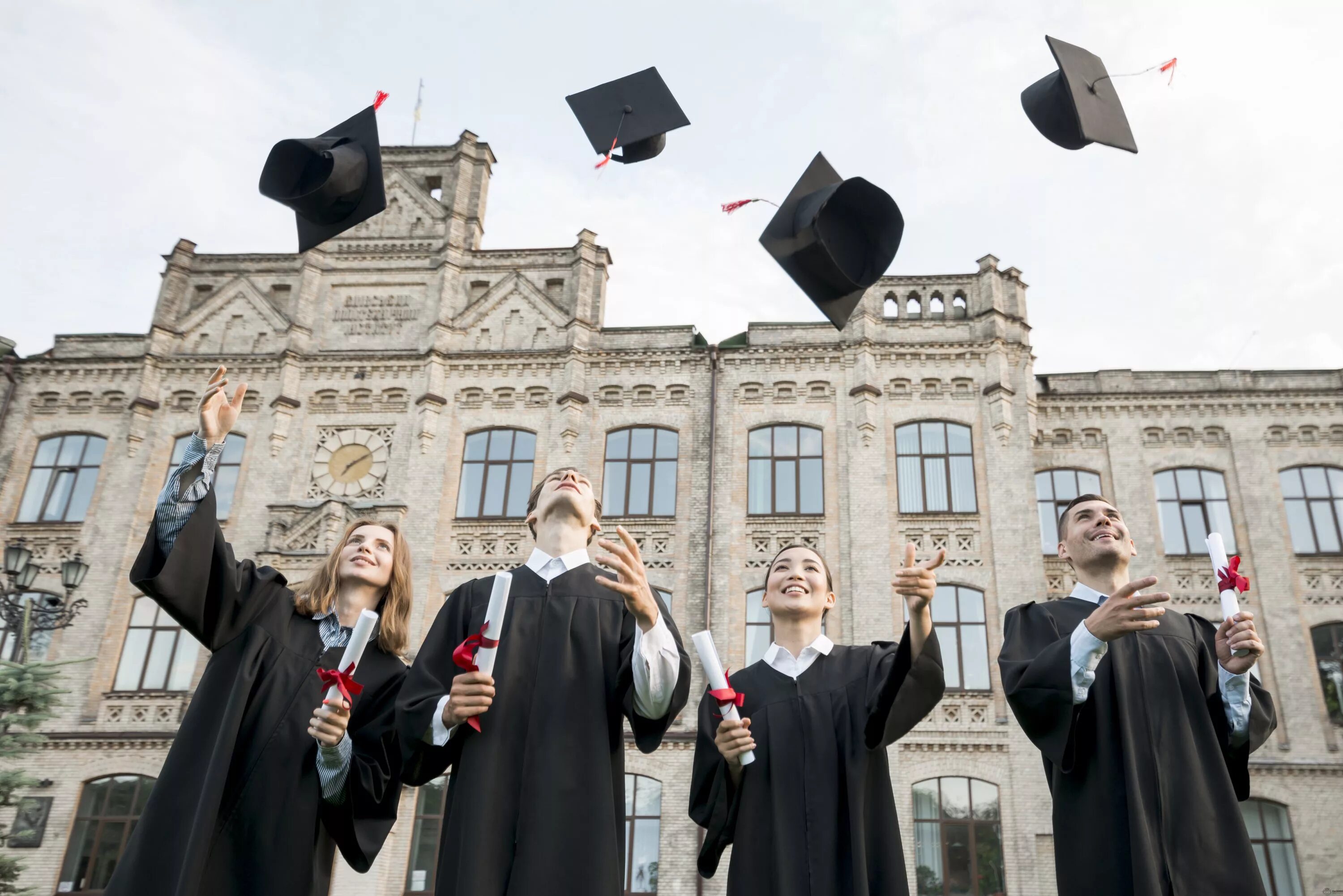 University picture. Лучшие университеты миры. Учеба за рубежом. Высшее образование в Великобритании. Престижный вуз.