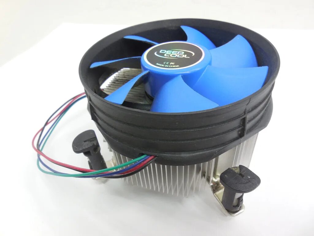 Lga1156 кулер Deepcool. Кулер Intel Cooler Socket-1156/1155. Deepcool кулер 1151. Deepcool кулер для процессора 1155.