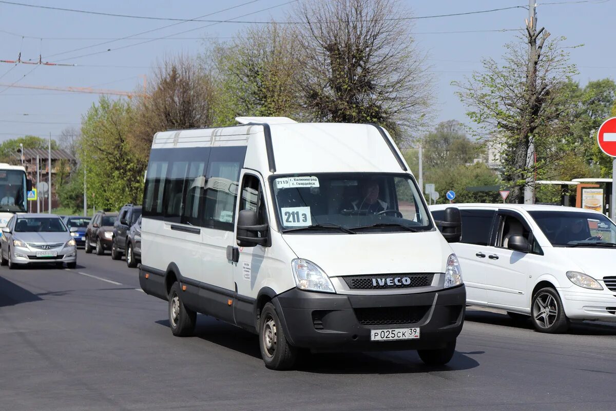 Калининград аэропорт автобус 244э. Автобус 244э Калининград. 64 Маршрутка Калининград. Автобус 211э Калининград. 244 Автобус.