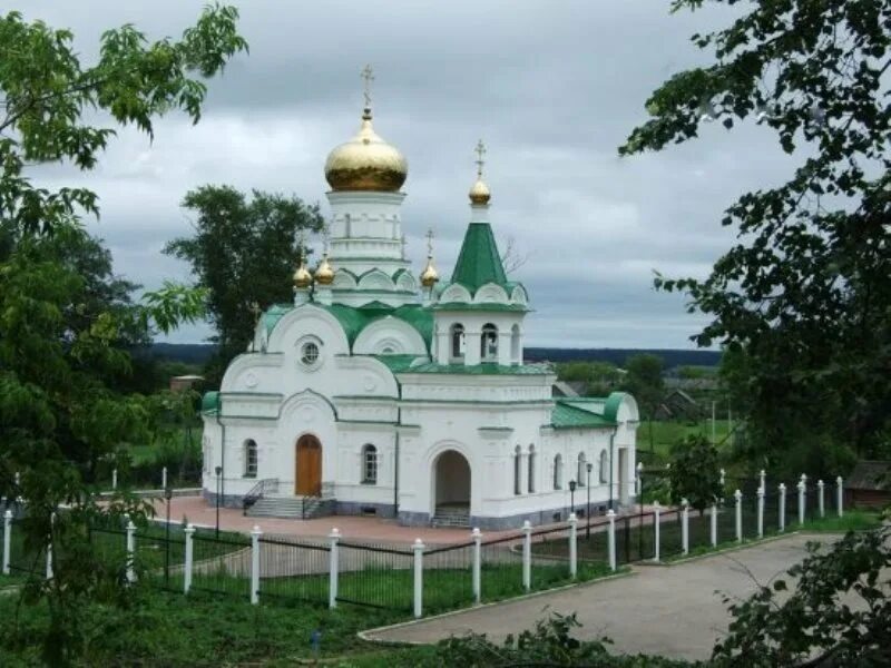 Свято Троицкий храм Дебесы. Церковь Троицы Живоначальной Дебесы. Свято-Троицкая Церковь села Дебесы. Дебесский храм Пресвятой Троицы. Свято троицкий храм село